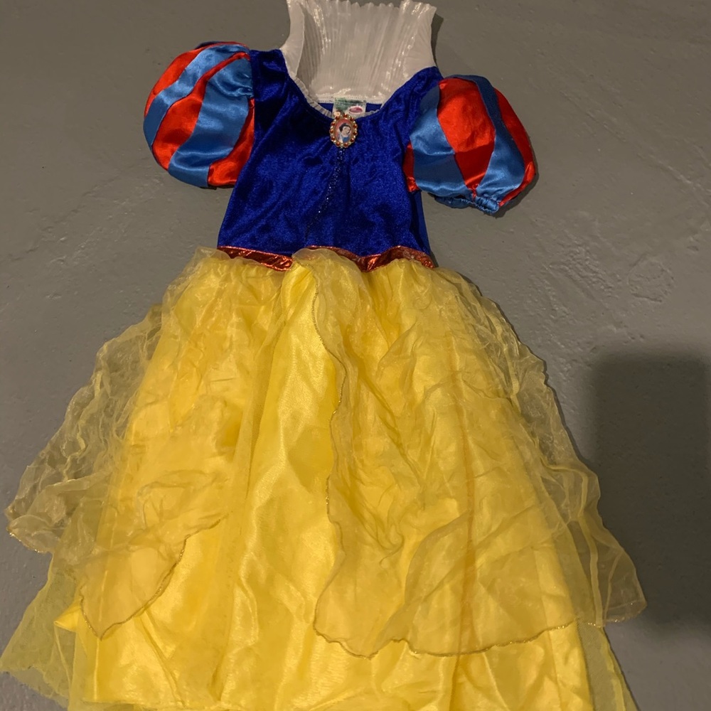 Snow White Costume size child 5/6